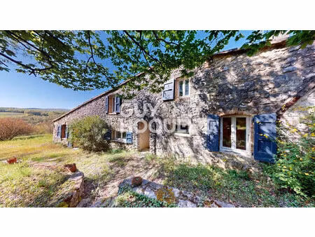 à vendre - propriété de charme avec vue dominante à grane (26400)