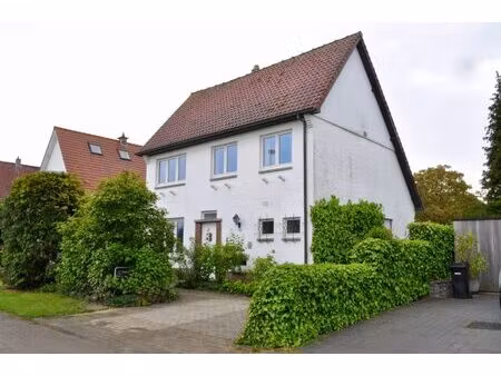 huis te koop in wijnegem met 3 slaapkamers