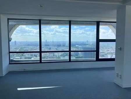 location bureaux 495 m²