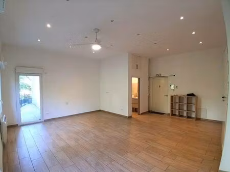 location bureaux 51 m²