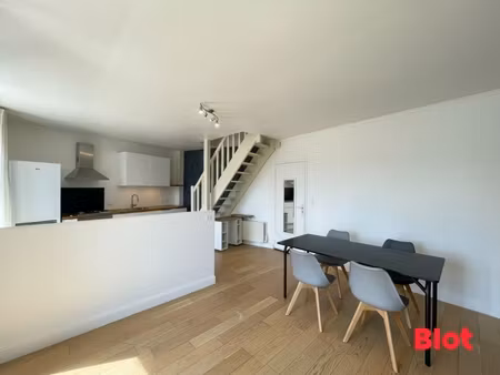 en exclusivite blot bain de bretagne - t2 en duplex plein de charme - plein centre
