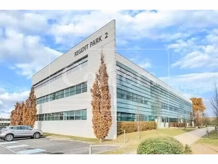 location bureaux 251 m² à 1 778 m²