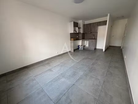 location appartement 1 pièce 24m²