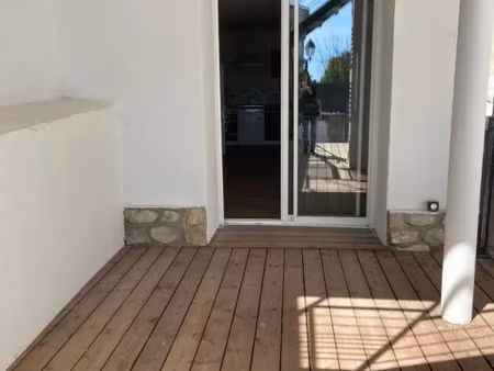 location appartement 2 pièces 36 m² à vergèze (30310)