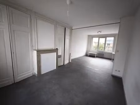 vente commerce lille 59800 240m²