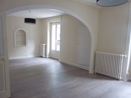 location appartement 3 pièces 86m² la fleche 72200