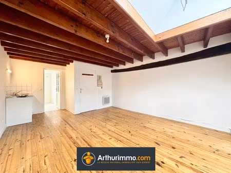 appartement 27 m² au centre de touquin 77131