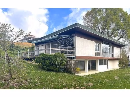 maison familiale 4 chambres  187 m²