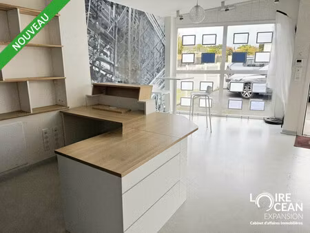location local commercial 66m² pornic 44210