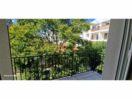 appartement t2 centre ville jassans