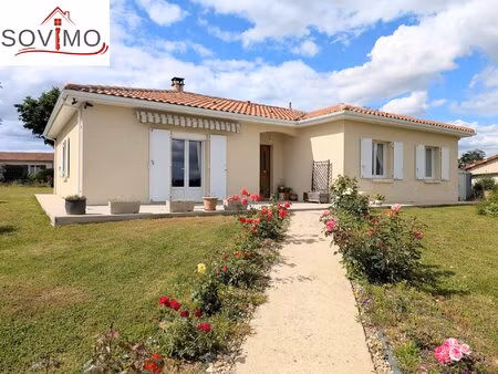 en lotissement  charmant pavillon indépendant plain pied de 2003  garage  terrasse et...