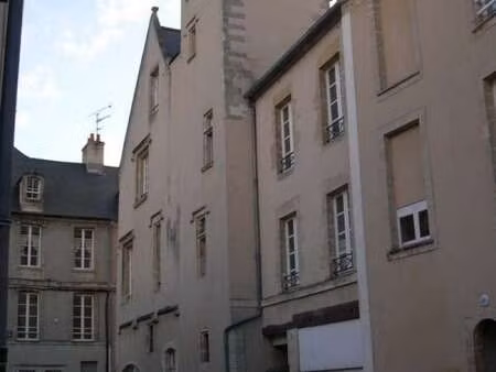 location appartement 4 pièces à bayeux (14400) : à louer 4 pièces / 76m² bayeux