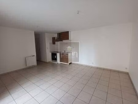 location appartement 2 pièces à la guerche-de-bretagne (35130) : à louer 2 pièces / 40m² l