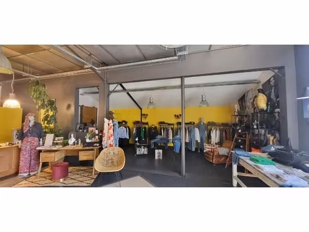 fonds de commerce - 200 m²