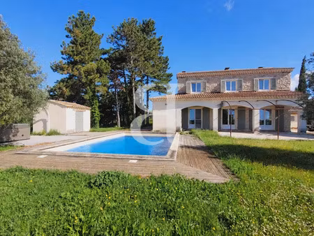 vente villa 6 pièces 180 m² à grignan (26230)  450 000 €