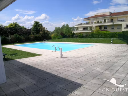 t4 domaine de charbonnieres