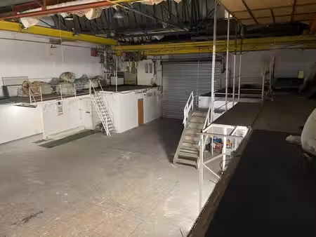 vente entrepôt 570m²