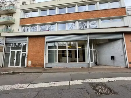 vente local d’activités saint cloud 92210 900m²