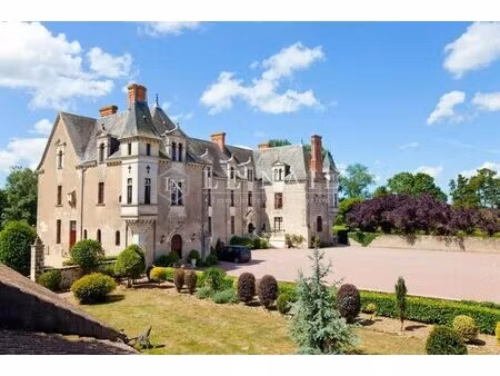 château du xviie siècle à capacité hôtelière et évènementielle d