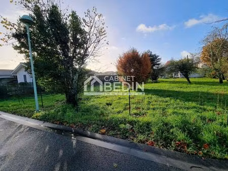 terrain 804 m²