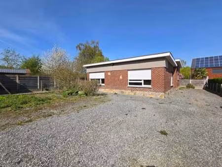 bungalow à rénover avec un immense potentiel