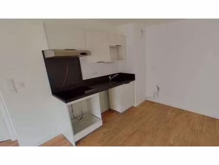 location appartement 3 pièces à laval (53000) : à louer 3 pièces / 66m² laval
