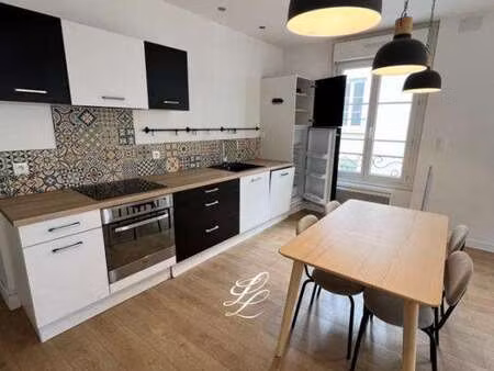 location appartement 2 pièces meublé au mans république (72000) : à louer 2 pièces meublé 
