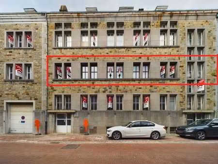 espace bureau/commerce à marche – 140 m² à louer