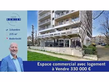 grand espace commercial avec logement privé à vendre à ander