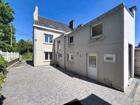 immo regard - une porte qui s'ouvre - 02 653 09 40