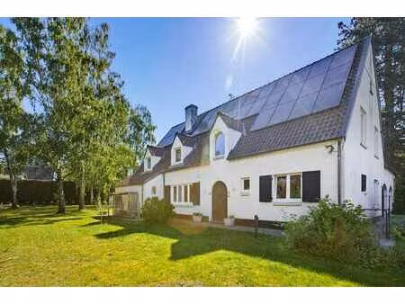 7 fontaines  villa 5 chambres sur terrain de 16 ares42.