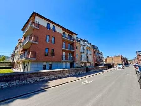 absil immobilière vous présente un appartement deux chambres