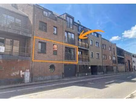 situé dans le centre de ciney : bel appartement 1 chambre a