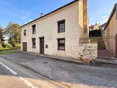 maison villageoise aux beaux volumes