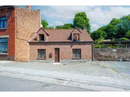 maison 3 faç. à parachever - 4 chambres avec jardin!