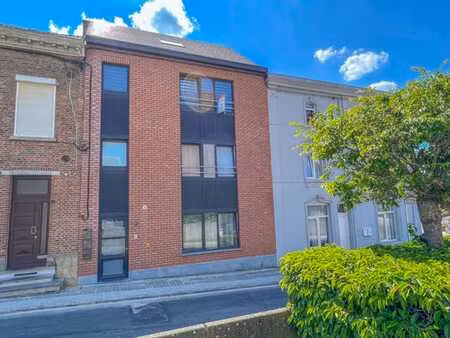 bel appartement de type duplex