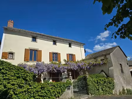 maison de maître avec garage et dépendance - arvieu