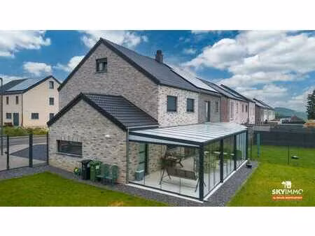superbe maison - 3f - 4 ch - full équipée - garage - peb b