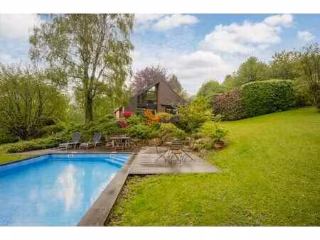 villa d’exception avec piscine en pleine nature à olne