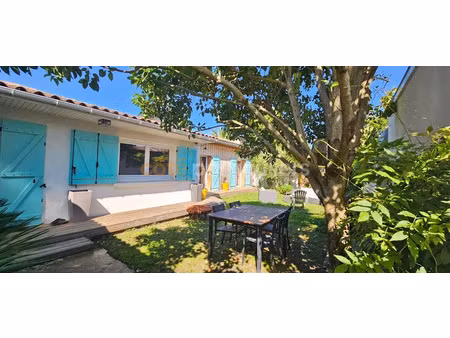 vente maison 5 pièces 131 m² à bordeaux (33000)  527 725 €