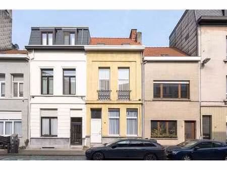 ruime woning met 4 slaapkamers op toplocatie op 't zuid