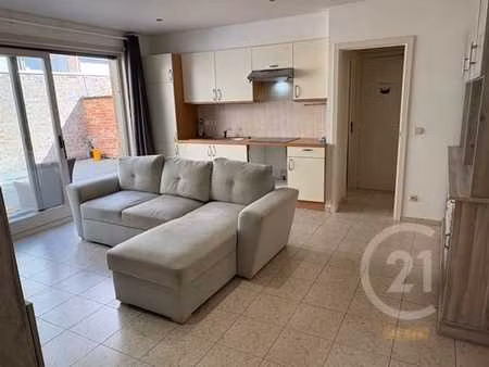 appartement met 1 slaapkamer en koer in het centrum van w...