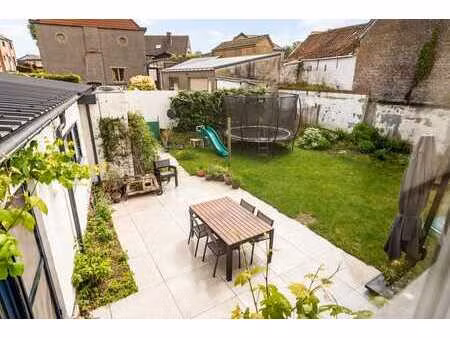 maison familiale avec jardin et garage à vendre à zwalm