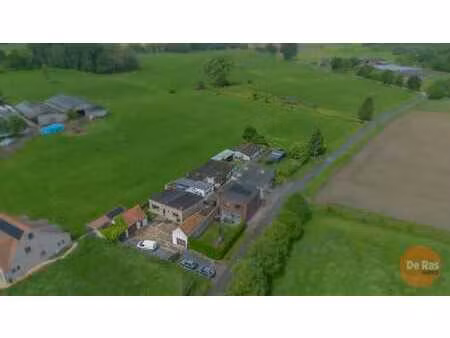 hofstade - charmante gelegen woning met bijgebouwen