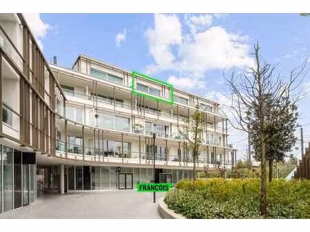 appartement avec 2 chambres et terrasse à louer