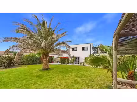vente villa 7 pièces 160 m² à saint-geours-de-maremne (40230)  549 900 €