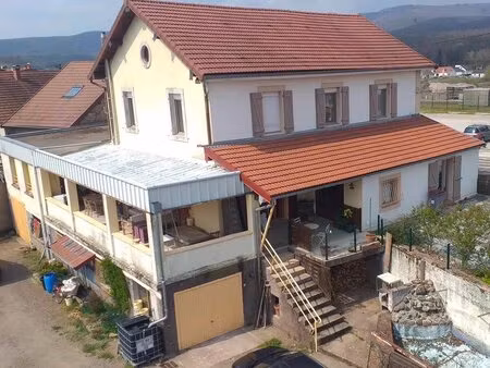 ancien restaurant avec 327 m2