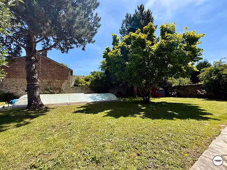 maison 7 pièces 210 m2 - les-alluets-le-roi