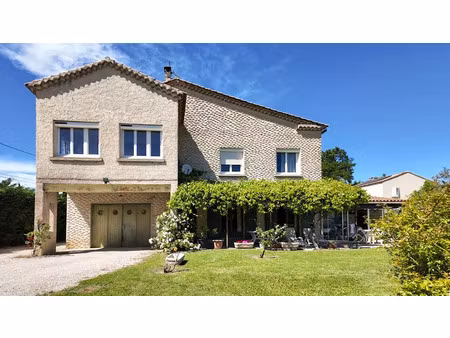 vente maison 7 pièces 220 m² à pernes-les-fontaines (84210)  490 000 €