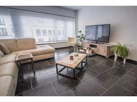 appartement spacieux et lumineux 3 chambres avec garage et p